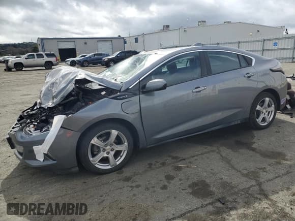 ✅ 2018 Chevrolet Volt LT • VIN: 1G1RC6S58JU110906 • Lot: 45016984. Wystawiony na Copart z przebiegiem Nie podano. Bezpłatny archiwum sprzedaży aukcyjnych z USA i szczegółowy raport historii pojazdu na DreamBid. Zdjęcie 1.