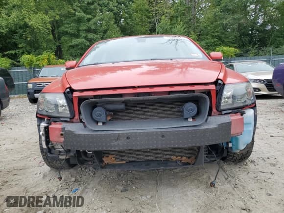 ✅ 2005 Volvo S40 • VIN: YV1MS390552064363 • Lot: 70263644. Listed on Copart with 140,778 mi. Free auction sales archive from the USA and detailed vehicle history report at DreamBid. Image 5.