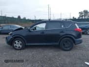 ✅ 2014 Toyota RAV4 LE • VIN: 2T3ZFREV7EW089048 • Lot: 43637905. Listed on IAAI with 181,769 mi. Free auction sales archive from the USA and detailed vehicle history report at DreamBid. Image 14.