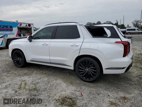 ✅ 2024 Hyundai Palisade Calligraphy • VIN: KM8R7DGE8RU713581 • Лот: 75006264. Опубликован ранее на Copart с пробегом 4 906 миль. Бесплатный доступ к архиву аукционных продаж из США и подробный отчёт об истории автомобиля на DreamBid. Изображение 2.