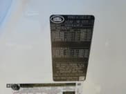 ✅ 2025 Land Rover Defender S • VIN: SALEJ7EX7S2368905 • Лот: 84394734. Опубликован ранее на Copart с пробегом 2 391 миль. Бесплатный доступ к архиву аукционных продаж из США и подробный отчёт об истории автомобиля на DreamBid. Изображение 13.