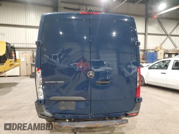 ✅ 2021 Mercedes-Benz Sprinter • VIN: W1Y4DBHY5MP368520 • Лот: 85560915. Опубликован ранее на Copart с пробегом 162 548 миль. Бесплатный доступ к архиву аукционных продаж из США и подробный отчёт об истории автомобиля на DreamBid. Изображение 6.
