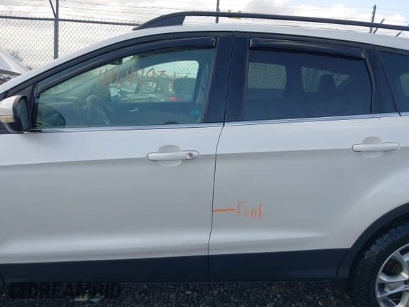 ✅ 2013 Ford Escape SEL • VIN: 1FMCU9HX1DUB37918 • Лот: 41644931. Опубликован ранее на IAAI с пробегом 153 726 миль. Бесплатный доступ к архиву аукционных продаж из США и подробный отчёт об истории автомобиля на DreamBid. Изображение 6.