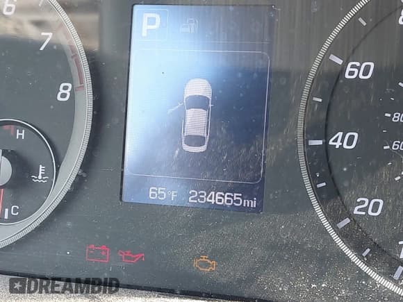 ✅ 2015 Hyundai Sonata Sport • VIN: 5NPE34AB6FH084163 • Lot: 43640225. Listed on IAAI with 234,665 mi. Free auction sales archive from the USA and detailed vehicle history report at DreamBid. Image 15.