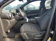 ✅ 2025 Chevrolet Equinox FWD LT • VIN: 3GNAXHEG2SL109349 • Lot: 61565905. Wystawiony na Copart z przebiegiem 11 739 mil. Bezpłatny archiwum sprzedaży aukcyjnych z USA i szczegółowy raport historii pojazdu na DreamBid. Zdjęcie 7.