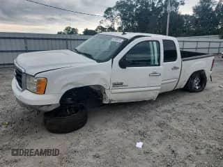2011 GMC Sierra 1500 SLE with VIN 3GTP1VE06BG149190, listed as a Copart auction lot 81090475 with 173,457 mi miles and Salvage title. Bid and sale history available at DreamBid. Image 1.