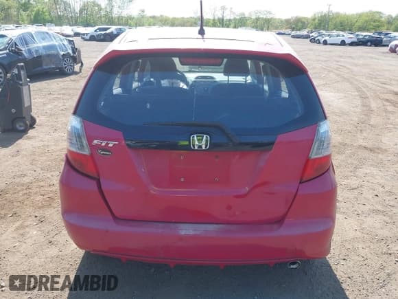 ✅ 2010 Honda Fit Sport • VIN: JHMGE8H44AC001821 • Lot: 42168441. Listed on IAAI with 204,253 mi. Free auction sales archive from the USA and detailed vehicle history report at DreamBid. Image 16.