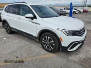 ✅ 2022 Volkswagen Tiguan S • VIN: 3VV0B7AX2NM123058 • Lot: 69807555. Wystawiony na Copart z przebiegiem 40 931 mil. Bezpłatny archiwum sprzedaży aukcyjnych z USA i szczegółowy raport historii pojazdu na DreamBid. Zdjęcie 4.