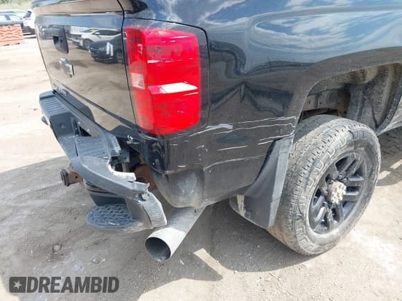 ✅ 2016 Chevrolet Silverado 2500HD LT • VIN: 1GC1KVE86GF237237 • Lot: 42989344. Listed on IAAI with 135,318 mi. Free auction sales archive from the USA and detailed vehicle history report at DreamBid. Image 6.