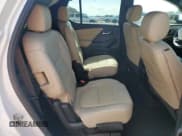 ✅ 2023 Chevrolet Traverse LT Cloth • VIN: 1GNERGKW7PJ292618 • Lot: 85705635. Wystawiony na Copart z przebiegiem 22 915 mil. Bezpłatny archiwum sprzedaży aukcyjnych z USA i szczegółowy raport historii pojazdu na DreamBid. Zdjęcie 11.