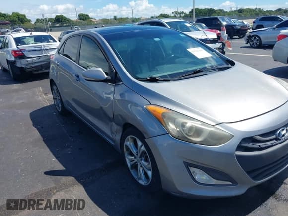 ✅ 2013 Hyundai Elantra • VIN: KMHD35LE2DU060952 • Лот: 43327266. Опубликован ранее на IAAI с пробегом 138 204 миль. Бесплатный доступ к архиву аукционных продаж из США и подробный отчёт об истории автомобиля на DreamBid. Изображение 6.