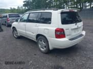 ✅ 2007 Toyota Highlander w/3rd Row • VIN: JTEEP21A870213949 • Lot: 42682147. Wystawiony na IAAI z przebiegiem 157 310 mil. Bezpłatny archiwum sprzedaży aukcyjnych z USA i szczegółowy raport historii pojazdu na DreamBid. Zdjęcie 3.
