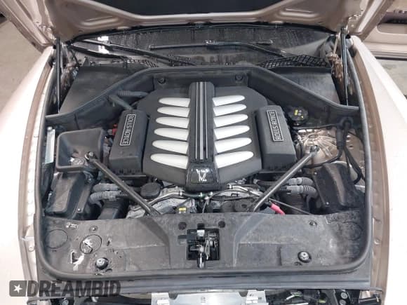 ✅ 2019 Rolls-Royce Wraith • VIN: SCA665C53KUX87266 • Лот: 41918222. Опубликован ранее на IAAI с пробегом 42 388 миль. Бесплатный доступ к архиву аукционных продаж из США и подробный отчёт об истории автомобиля на DreamBid. Изображение 10.