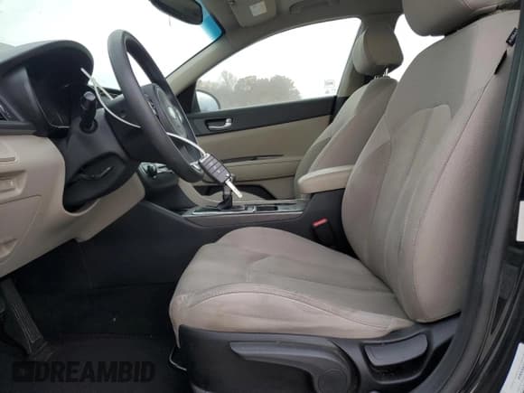 ✅ 2016 Kia Optima LX • VIN: 5XXGT4L35GG106794 • Lot: 91437095. Listed on Copart with 118,464 mi. Free auction sales archive from the USA and detailed vehicle history report at DreamBid. Image 7.