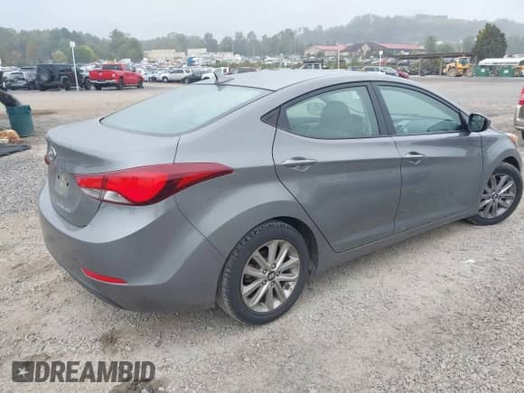 2014 Hyundai Elantra SE z VIN 5NPDH4AE5EH474595, wystawiony jako IAAI lot #43383354 z przebiegiem 112 394 mil mil oraz . Historia ofert i sprzedaży dostępna na DreamBid. Obrazek 4.