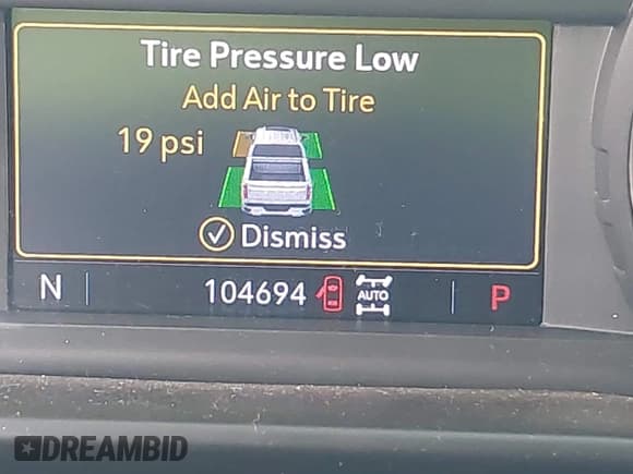 ✅ 2020 Chevrolet Silverado 1500 LT Trail Boss • VIN: 1GCPYFED6LZ181417 • Lot: 42989002. Wystawiony na IAAI z przebiegiem 104 694 mil. Bezpłatny archiwum sprzedaży aukcyjnych z USA i szczegółowy raport historii pojazdu na DreamBid. Zdjęcie 15.