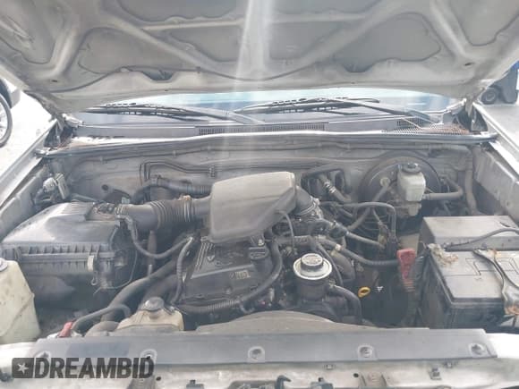 ✅ 2007 Toyota Tacoma • VIN: 5TENX22N37Z415779 • Lot: 42832272. Listed on IAAI with 389,674 mi. Free auction sales archive from the USA and detailed vehicle history report at DreamBid. Image 10.