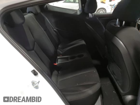 ✅ 2017 Hyundai Veloster Value Edition • VIN: KMHTC6AD0HU324025 • Lot: 84143804. Wystawiony na Copart z przebiegiem 161 616 mil. Bezpłatny archiwum sprzedaży aukcyjnych z USA i szczegółowy raport historii pojazdu na DreamBid. Zdjęcie 10.