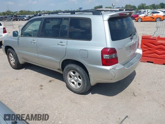 2007 Toyota Highlander z VIN JTEGD21A770168505, wystawiony jako IAAI lot #43150362 z przebiegiem 284 671 mil mil oraz . Historia ofert i sprzedaży dostępna na DreamBid. Obrazek 3.