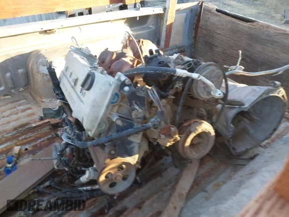 ✅ 2002 Nissan Frontier XE • VIN: 1N6DD26SX2C329555 • Lot: 43393898. Listed on IAAI with Not provided. Free auction sales archive from the USA and detailed vehicle history report at DreamBid. Image 13.