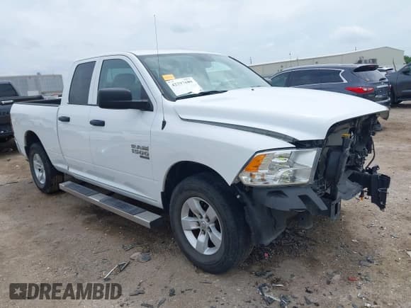 ✅ 2020 Ram 1500 Tradesman • VIN: 1C6RR6FG7LS152040 • Lot: 42297680. Listed on IAAI with 60,152 mi. Free auction sales archive from the USA and detailed vehicle history report at DreamBid. Image 1.