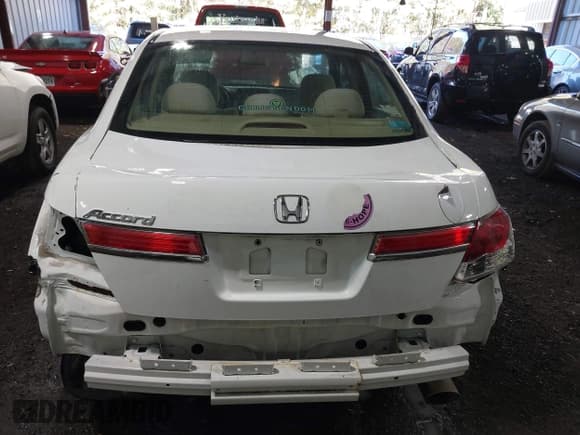 ✅ 2012 Honda Accord LX • VIN: 1HGCP2F31CA030288 • Lot: 43568751. Wystawiony na IAAI z przebiegiem 134 021 mil. Bezpłatny archiwum sprzedaży aukcyjnych z USA i szczegółowy raport historii pojazdu na DreamBid. Zdjęcie 17.