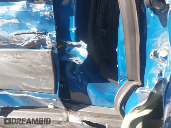 ✅ 2022 Subaru Outback Wilderness • VIN: 4S4BTGUD2N3257717 • Lot: 43243860. Listed on IAAI with 40,701 mi. Free auction sales archive from the USA and detailed vehicle history report at DreamBid. Image 17.