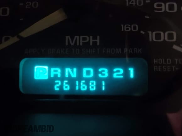 ✅ 2001 Chevrolet Suburban LS • VIN: 3GNEC16T21G222550 • Лот: 41371629. Опубликован ранее на IAAI с пробегом 261 681 миль. Бесплатный доступ к архиву аукционных продаж из США и подробный отчёт об истории автомобиля на DreamBid. Изображение 7.