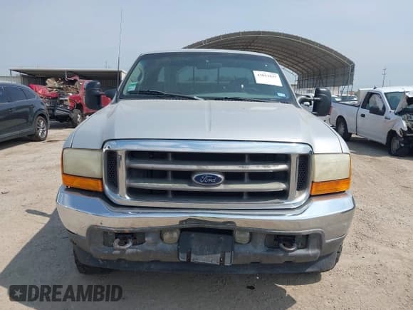 ✅ 2001 Ford F-250 XL • VIN: 1FTNX21F51EC38043 • Lot: 43021837. Listed on IAAI with 268,148 mi. Free auction sales archive from the USA and detailed vehicle history report at DreamBid. Image 12.
