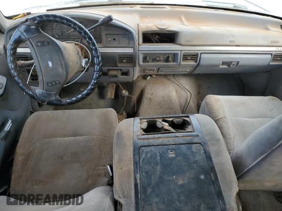 ✅ 1994 Ford F-250 • VIN: 1FTHX26G6RKB58004 • Lot: 77279664. Listed on Copart with 124,556 mi. Free auction sales archive from the USA and detailed vehicle history report at DreamBid. Image 8.