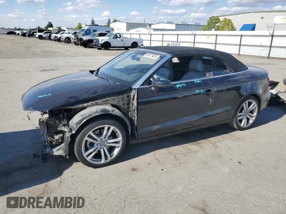 ✅ 2018 Audi A3 Cabriolet Premium • VIN: WAU6ULFF3J1011577 • Лот: 56677405. Опубликован ранее на Copart с пробегом 47 522 миль. Бесплатный доступ к архиву аукционных продаж из США и подробный отчёт об истории автомобиля на DreamBid. Изображение 1.