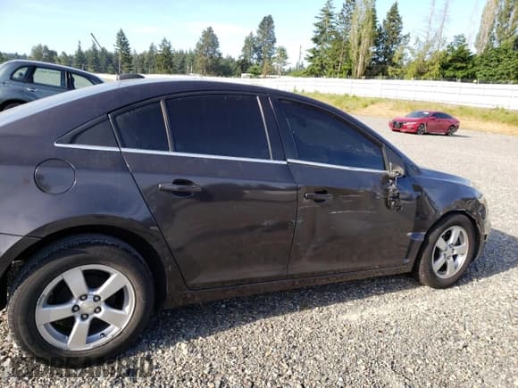 ✅ 2015 Chevrolet Cruze LT • VIN: 1G1PC5SB6F7297480 • Lot: 63379742. Listed on Copart with 98,943 mi. Free auction sales archive from the USA and detailed vehicle history report at DreamBid. Image 9.
