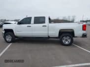 ✅ 2018 Chevrolet Silverado 2500HD Work Truck • VIN: 1GC1KUEG2JF200274 • Лот: 43630519. Опубликован ранее на IAAI с пробегом 159 618 миль. Бесплатный доступ к архиву аукционных продаж из США и подробный отчёт об истории автомобиля на DreamBid. Изображение 14.