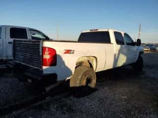2007 Chevrolet Silverado 3500HD SRW 1LT с VIN 1GCHK33657F501553, выставлен на аукционе Copart как лот 41541685 с пробегом Не указан миль и Чистый • Clean title. История ставок и продаж доступна на DreamBid. Изображение 3.