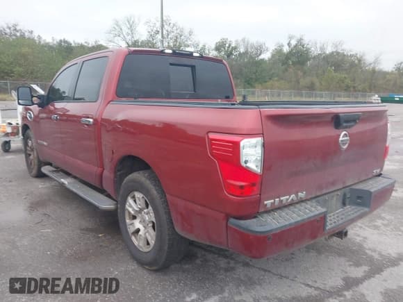 ✅ 2017 Nissan Titan Platinum Reserve • VIN: 1N6AA1E68HN501105 • Лот: 43823327. Опубликован ранее на IAAI с пробегом 203 611 миль. Бесплатный доступ к архиву аукционных продаж из США и подробный отчёт об истории автомобиля на DreamBid. Изображение 3.