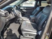 ✅ 2021 Ford Explorer Platinum • VIN: 1FM5K8HC8MGA32202 • Lot: 47875275. Listed on Copart with 62,640 mi. Free auction sales archive from the USA and detailed vehicle history report at DreamBid. Image 7.