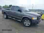 2003 Dodge 1500 ST z VIN 1D7HA18D53S347514, wystawiony jako IAAI lot #42099051 z przebiegiem 173 000 mil mil oraz . Historia ofert i sprzedaży dostępna na DreamBid. Obrazek 1.