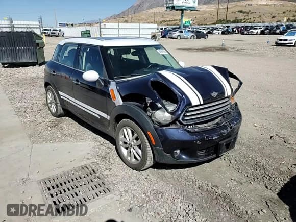 ✅ 2012 MINI Countryman • VIN: WMWZB3C53CWM05634 • Лот: 84989995. Опубликован ранее на Copart с пробегом 121 320 миль. Бесплатный доступ к архиву аукционных продаж из США и подробный отчёт об истории автомобиля на DreamBid. Изображение 13.