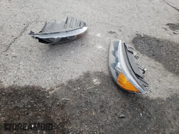 ✅ 2012 Kia Sorento SX • VIN: 5XYKW4A25CG243610 • Lot: 81154135. Wystawiony na Copart z przebiegiem 130 613 mil. Bezpłatny archiwum sprzedaży aukcyjnych z USA i szczegółowy raport historii pojazdu na DreamBid. Zdjęcie 13.