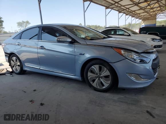 ✅ 2013 Hyundai Sonata Limited • VIN: KMHEC4A44DA075768 • Lot: 70425584. Listed on Copart with 135,850 mi. Free auction sales archive from the USA and detailed vehicle history report at DreamBid. Image 4.
