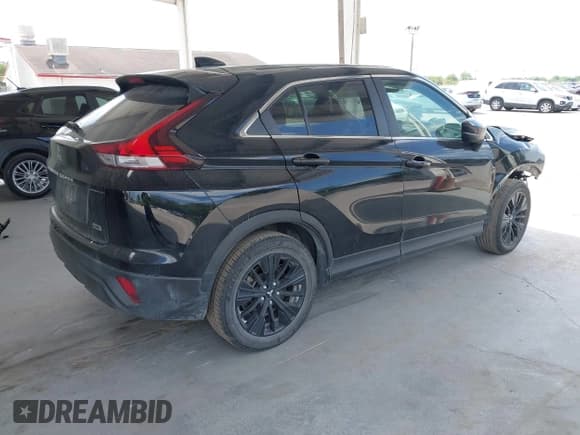 ✅ 2022 Mitsubishi Eclipse Cross LE • VIN: JA4ASVAA4NZ060962 • Lot: 42075558. Listed on IAAI with 37,020 mi. Free auction sales archive from the USA and detailed vehicle history report at DreamBid. Image 4.