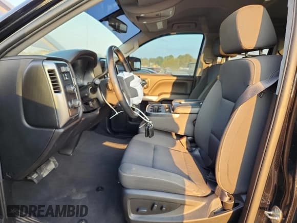 ✅ 2019 Chevrolet Silverado 1500 LT • VIN: 2GCVKPEC8K1169928 • Lot: 81097315. Wystawiony na Copart z przebiegiem 76 132 mil. Bezpłatny archiwum sprzedaży aukcyjnych z USA i szczegółowy raport historii pojazdu na DreamBid. Zdjęcie 7.