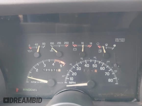 ✅ 1994 GMC Sierra 1500 • VIN: 1GTDC14Z2RZ509443 • Lot: 43851859. Wystawiony na IAAI z przebiegiem 195 975 mil. Bezpłatny archiwum sprzedaży aukcyjnych z USA i szczegółowy raport historii pojazdu na DreamBid. Zdjęcie 7.