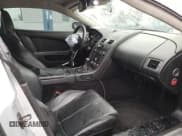 ✅ 2007 Aston Martin DB9 • VIN: SCFAB01A37GA08055 • Lot: 82733743. Wystawiony na Copart z przebiegiem 39 201 mil. Bezpłatny archiwum sprzedaży aukcyjnych z USA i szczegółowy raport historii pojazdu na DreamBid. Zdjęcie 8.