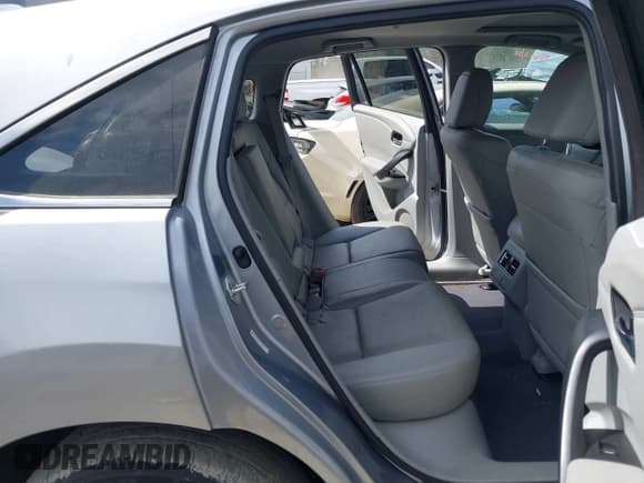 ✅ 2018 Acura RDX Advance • VIN: 5J8TB3H79JL005869 • Lot: 41785336. Listed on IAAI with 118,802 mi. Free auction sales archive from the USA and detailed vehicle history report at DreamBid. Image 8.