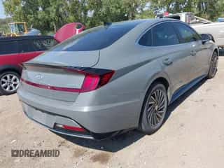 2020 Hyundai Sonata Limited with VIN KMHL54JJ0LA009434, listed as a IAAI auction lot 43252253 with 75,866 mi miles and . Bid and sale history available at DreamBid. Image 4.