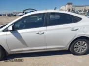 ✅ 2018 Hyundai Accent SE • VIN: 3KPC24A37JE026210 • Lot: 41753981. Wystawiony na IAAI z przebiegiem 136 056 mil. Bezpłatny archiwum sprzedaży aukcyjnych z USA i szczegółowy raport historii pojazdu na DreamBid. Zdjęcie 14.