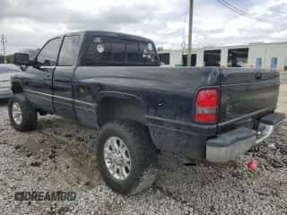 1997 Dodge 1500 с VIN 3B7HF13YXVG805466, выставлен на аукционе Copart как лот 71780634 с пробегом 193 993 миль миль и Списание • Salvage title. История ставок и продаж доступна на DreamBid. Изображение 2.