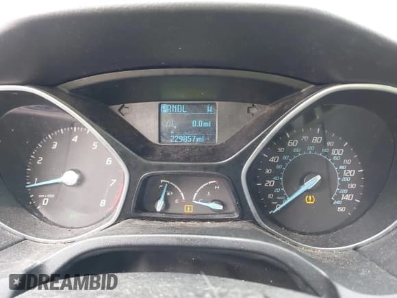 ✅ 2012 Ford Focus SE • VIN: 1FAHP3F21CL163449 • Лот: 42296901. Опубликован ранее на IAAI с пробегом 229 857 миль. Бесплатный доступ к архиву аукционных продаж из США и подробный отчёт об истории автомобиля на DreamBid. Изображение 7.