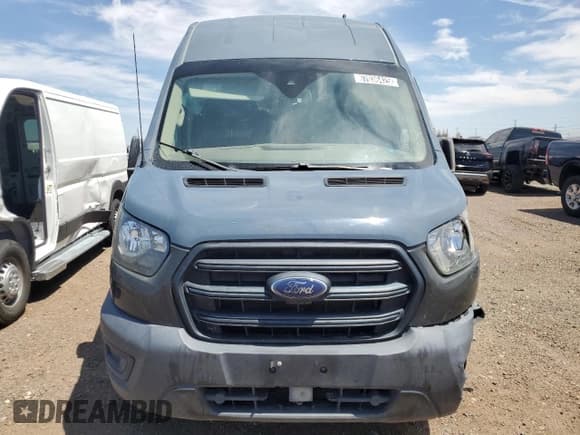 ✅ 2020 Ford Transit Cargo • VIN: 1FTBR3X85LKA28168 • Lot: 84377105. Wystawiony na Copart z przebiegiem 100 344 mil. Bezpłatny archiwum sprzedaży aukcyjnych z USA i szczegółowy raport historii pojazdu na DreamBid. Zdjęcie 5.